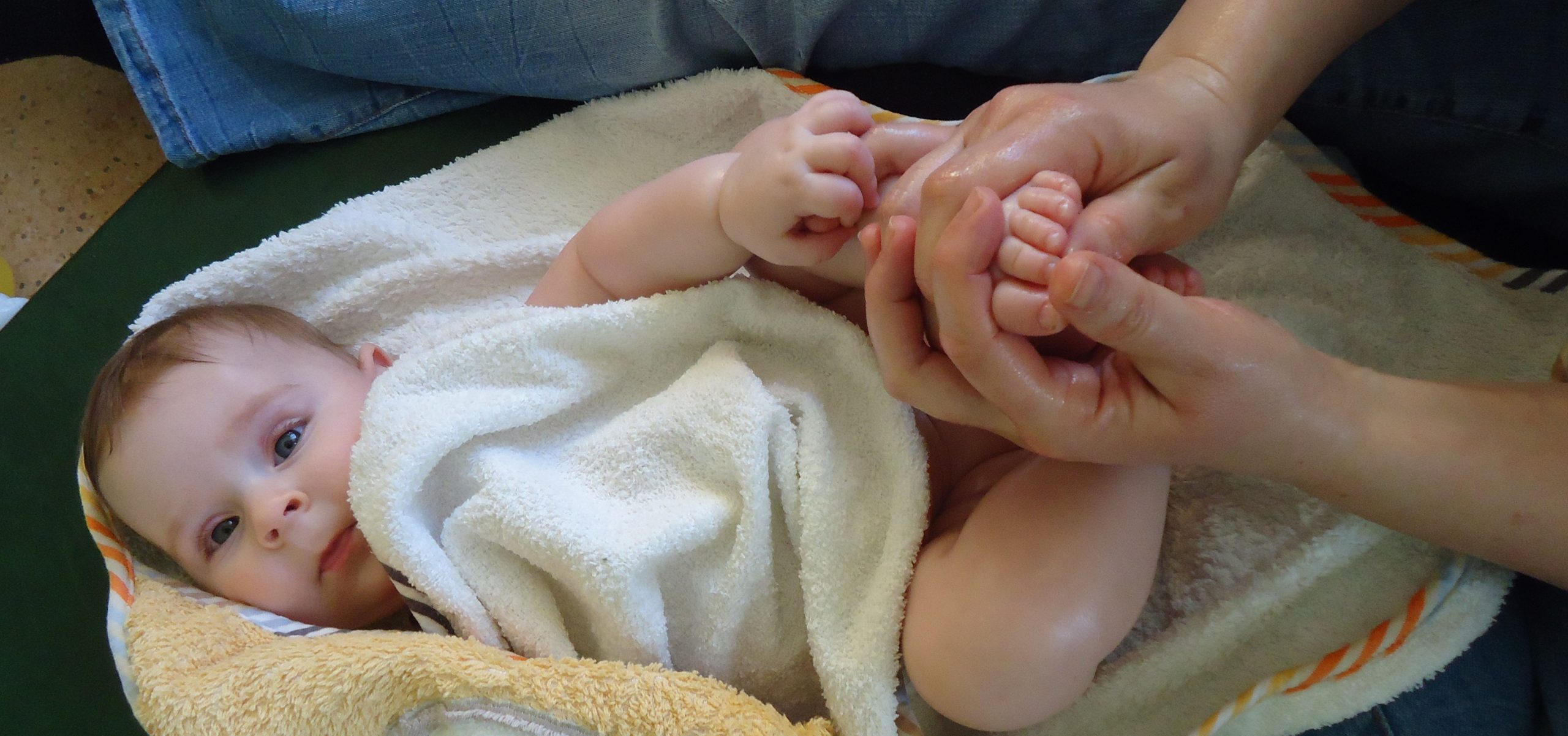 Babymassage … dein Kind mit Berührung füttern!