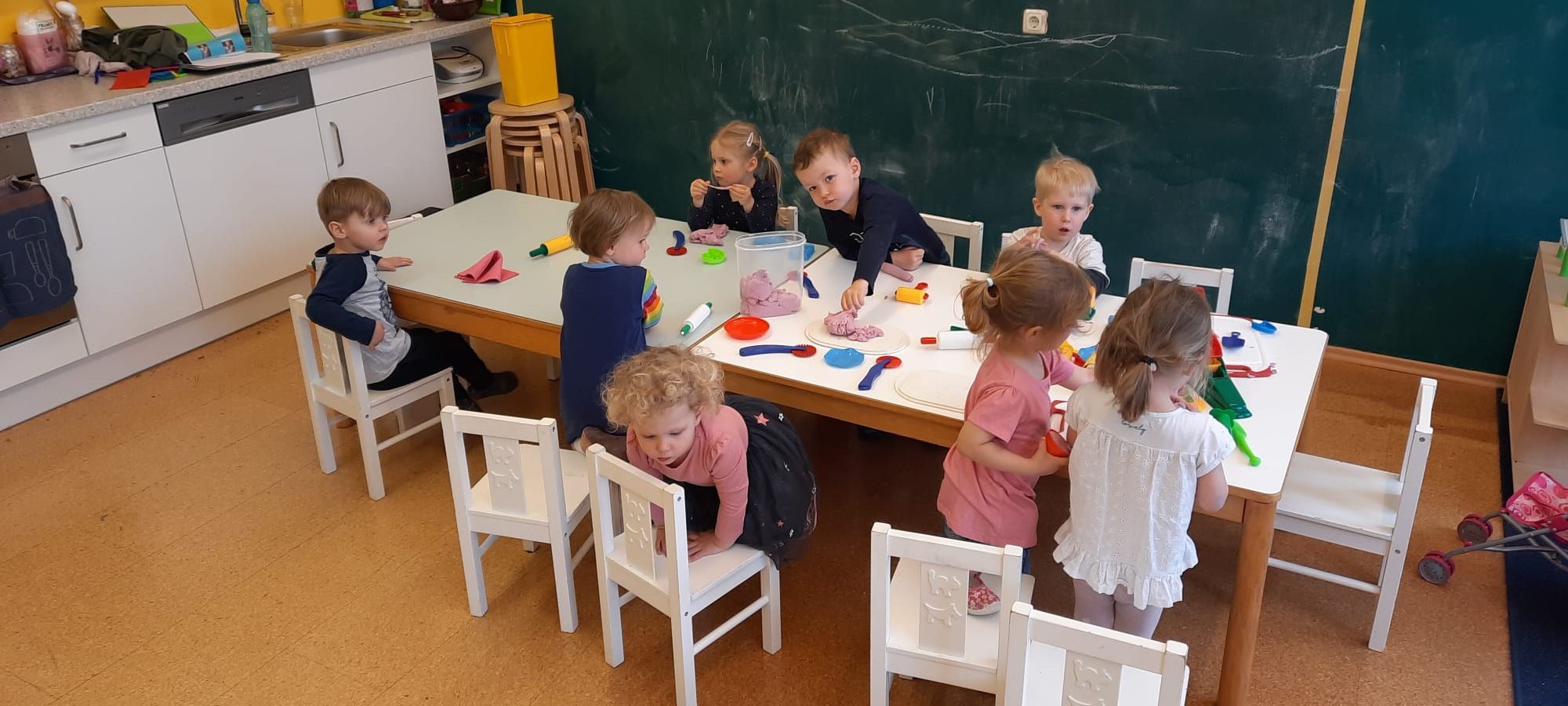 Die Maxis – Wir schnuppern Kindergartenluft (FR)
